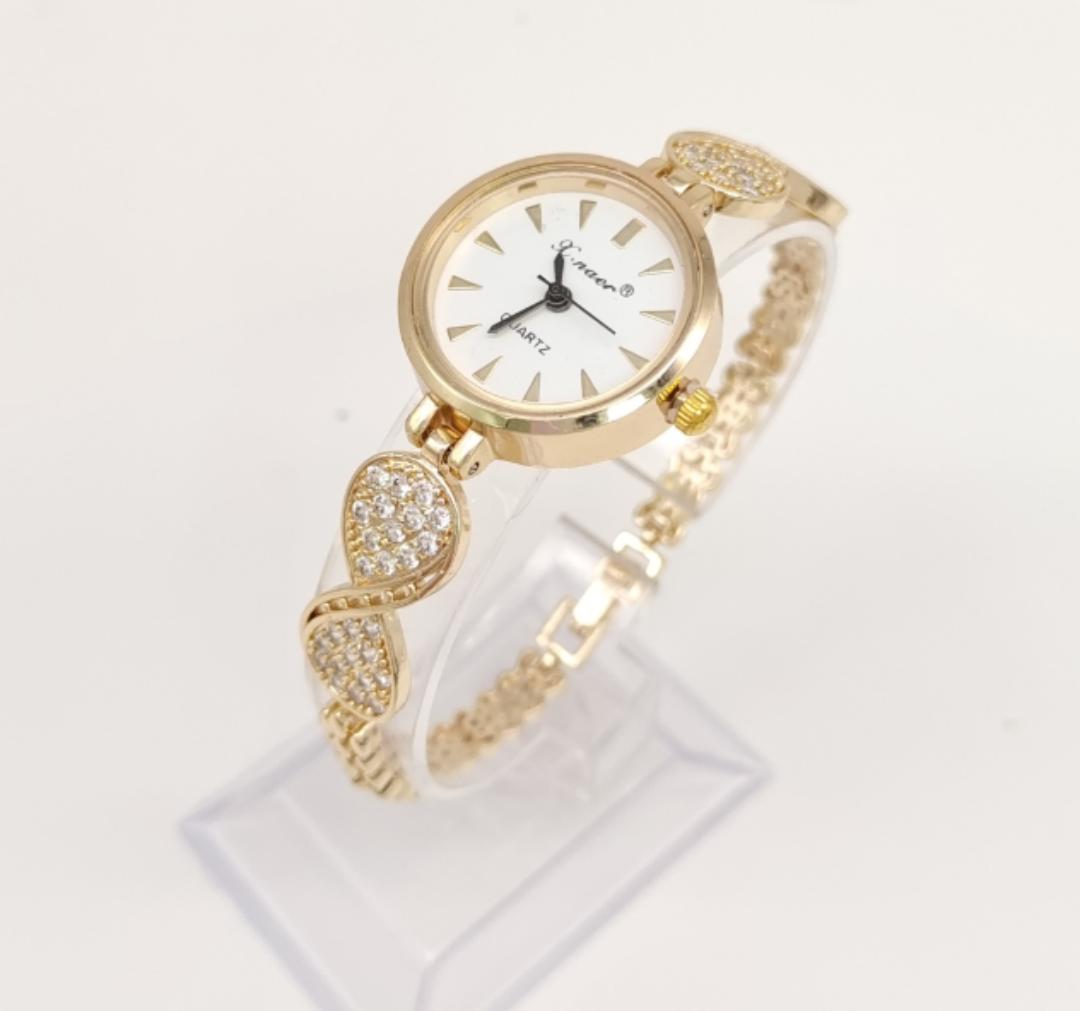 Quartz watch gold