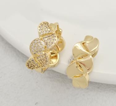 Earring  Gold Plated 18k.