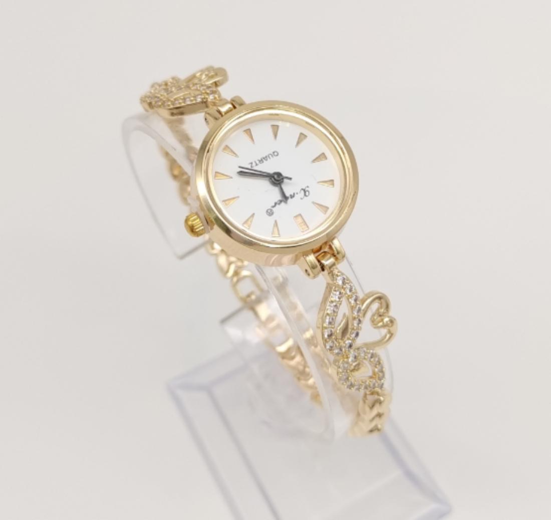 Quartz watch gold