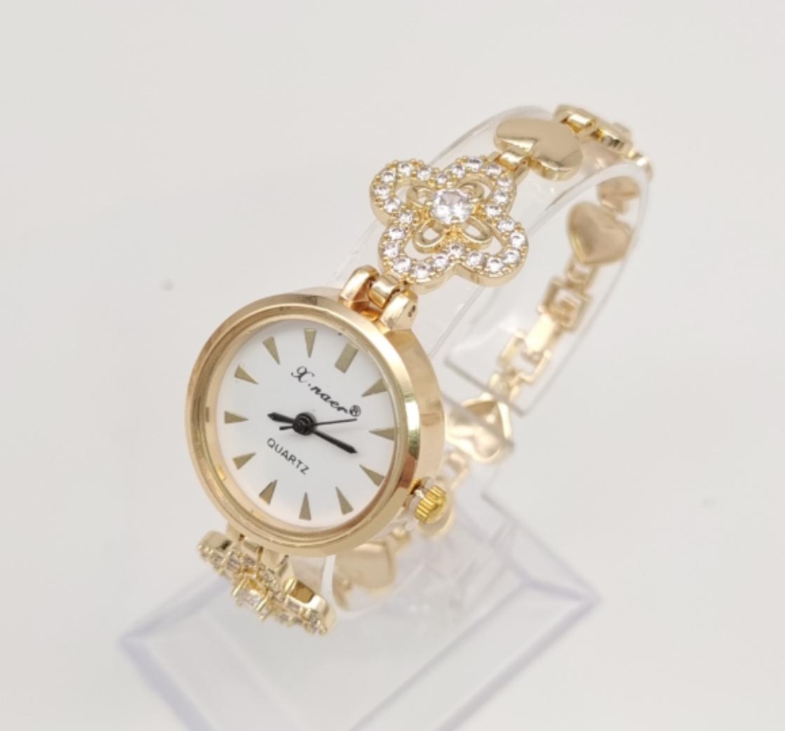 Quartz watch gold