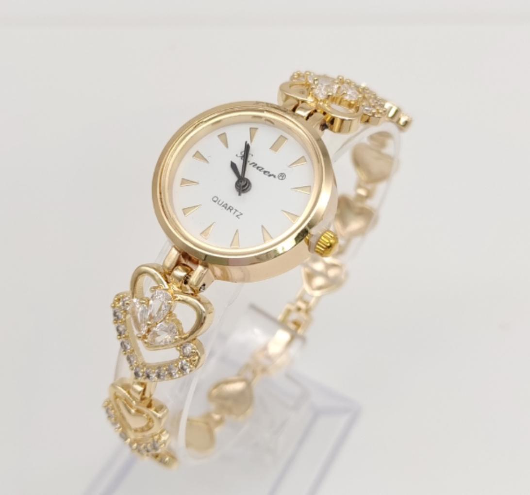 Quartz watch gold