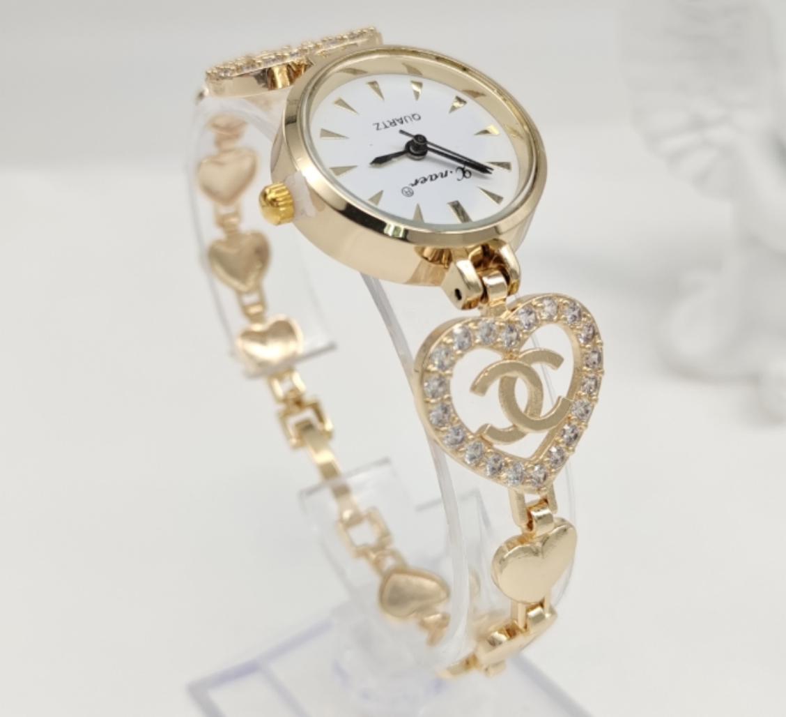 Quartz watch gold