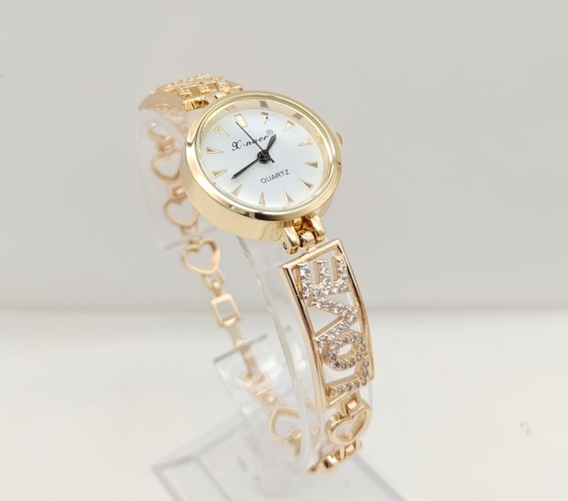 Aolly Quartz watch gold