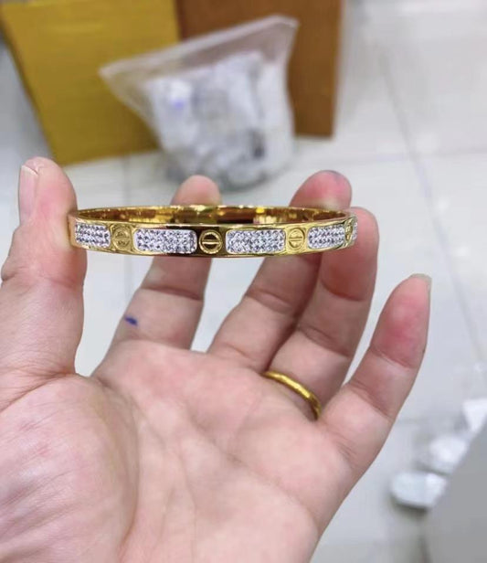 Bracelet Stainless steel .Gold Plated 18k