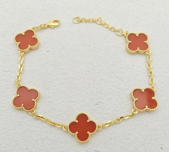 Bracelet Clover. Cooper Gold Plated 14 k