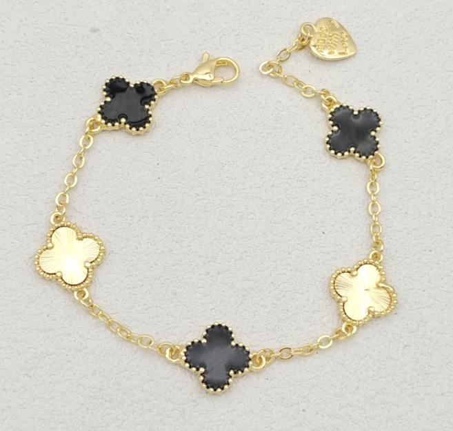 Bracelet Clover. Cooper Gold Plated 14 k