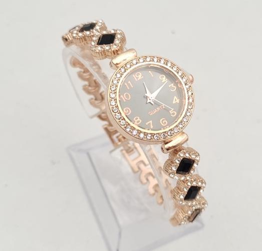 Aolly Quartz watch gold