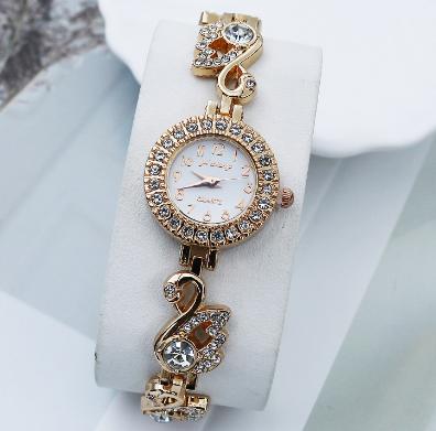 Aolly Quartz watch gold