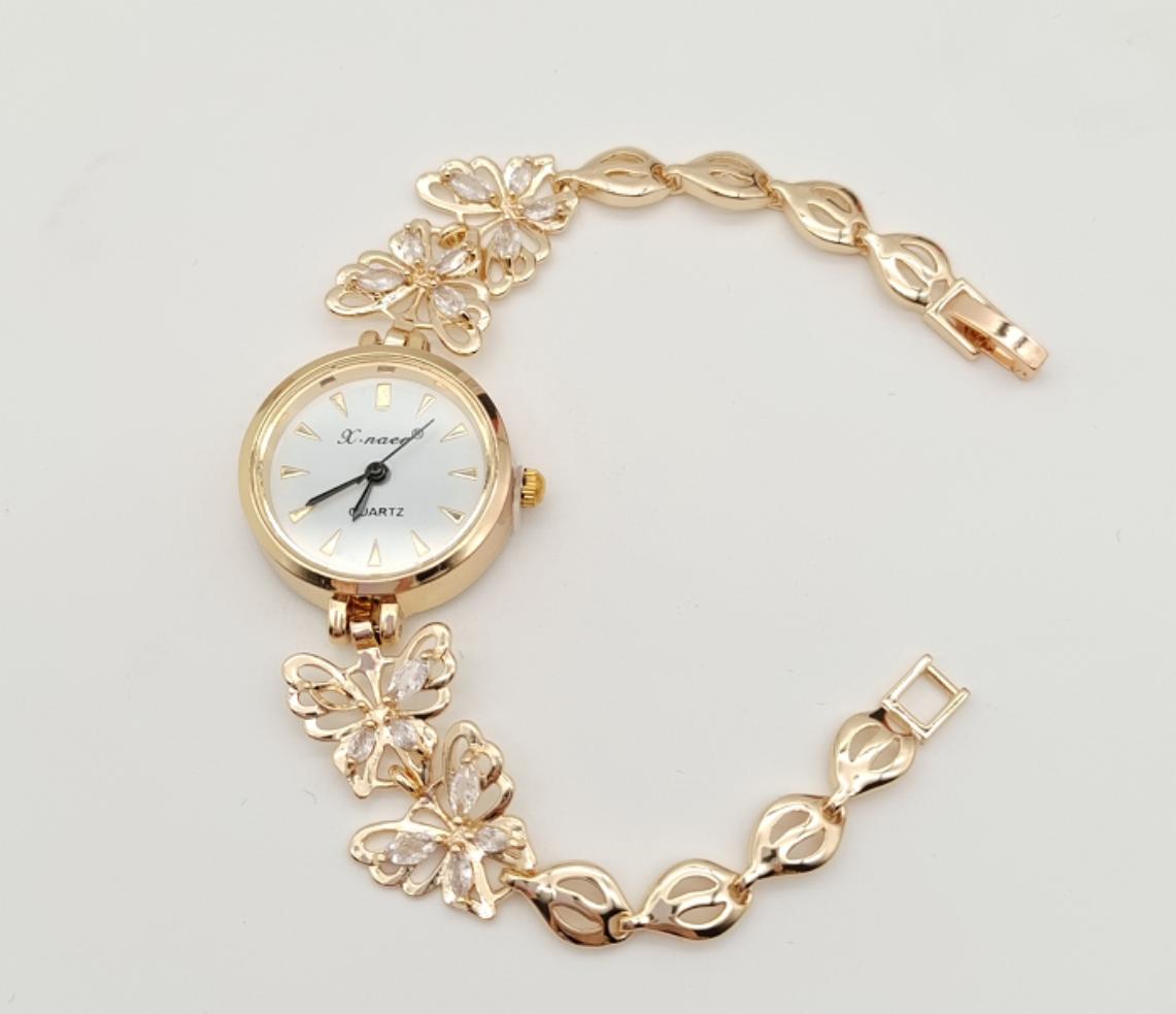 Quartz watch gold