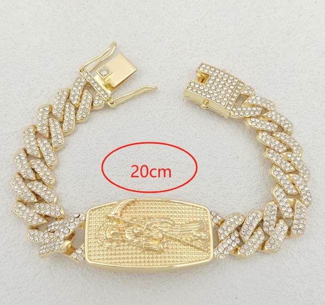 Bracelet  14K gold plated. 20 cm