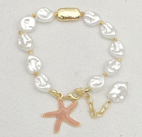 Bracelet  14K gold plated.  As Picture