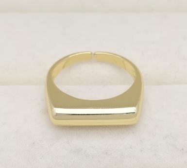 Ring. 14K gold plated.